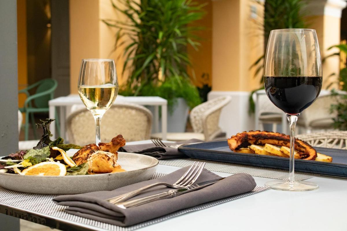 Palacio Provincial San Juan, Adults Only, Curio Collection By Hilton Buitenkant foto