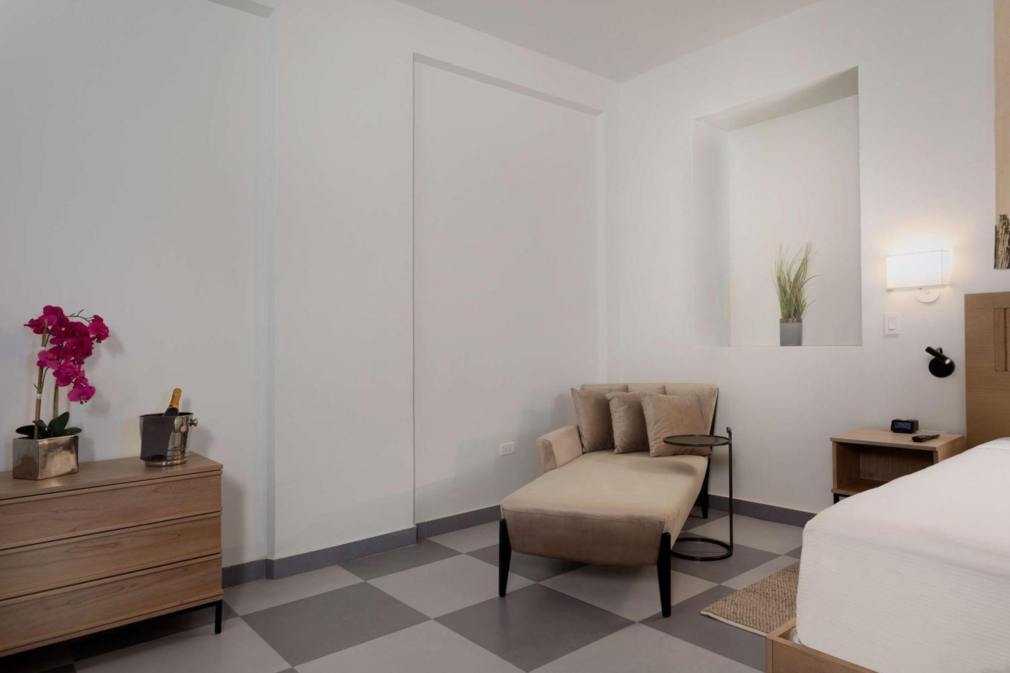 Palacio Provincial San Juan, Adults Only, Curio Collection By Hilton Buitenkant foto
